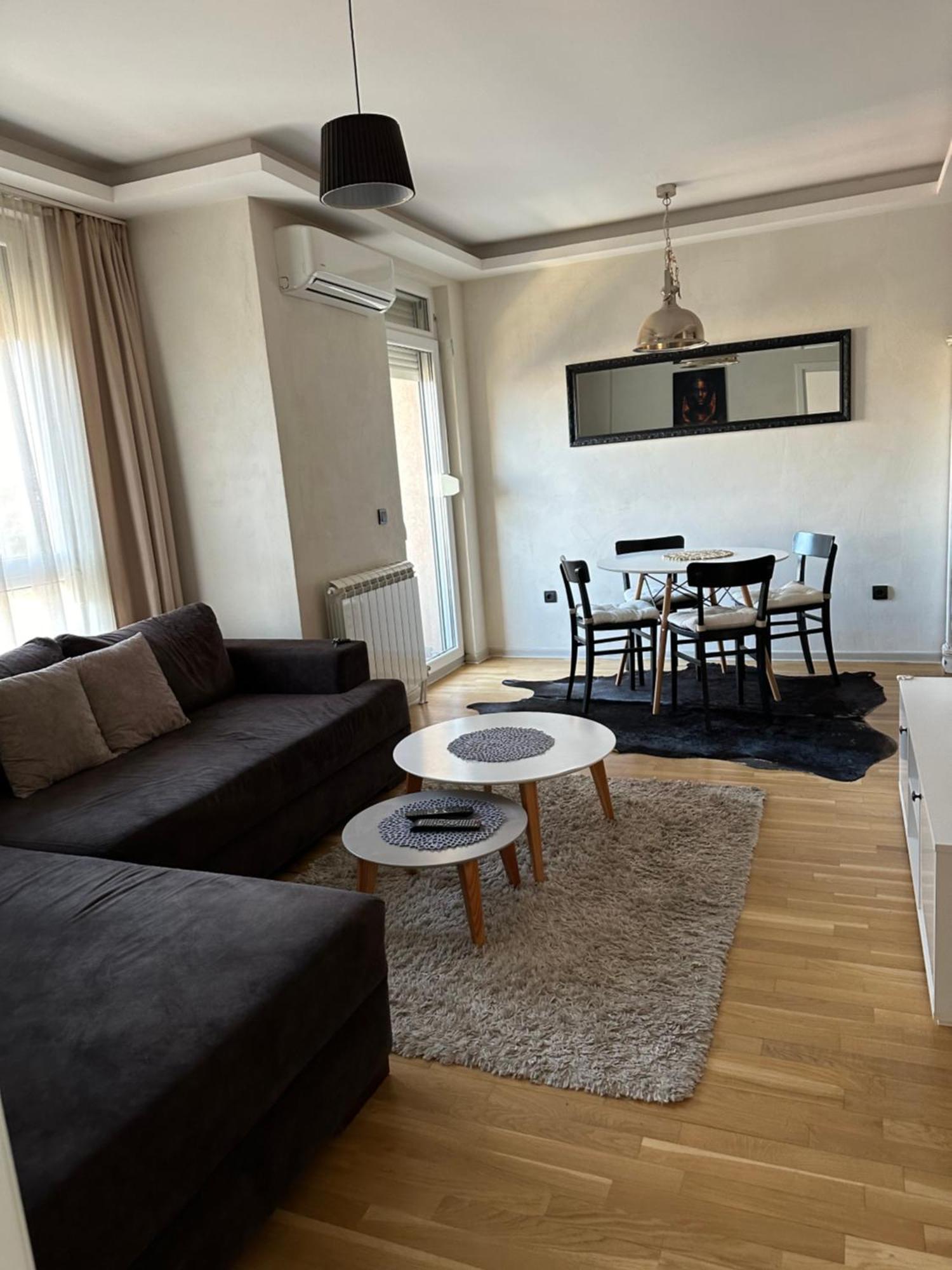 Apartman Dm Βελιγράδι Εξωτερικό φωτογραφία
